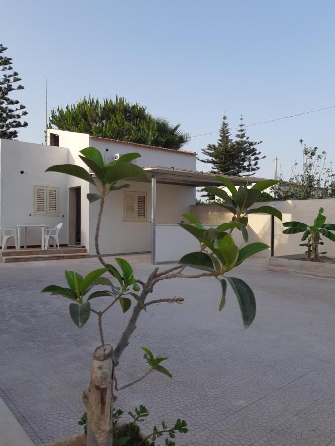 Fronte Mare Apartment Avola Exterior photo